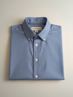Cutter & Buck Light Blue Button-Down Casual Shirt Medium